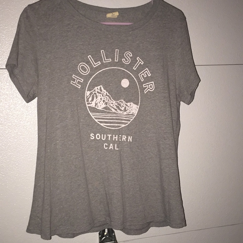 Hollister T-Shirt